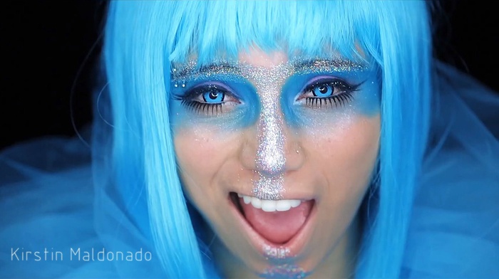 Pentatonix, Kirstin Maldonado, teeth, dyed hair, eyelashes, closeup, open mouth, blue eyes