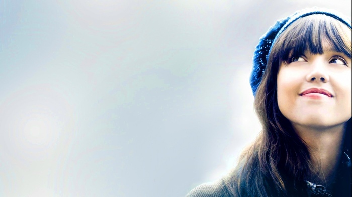 Jessica Alba, celebrity, funny hats, brunette, girl