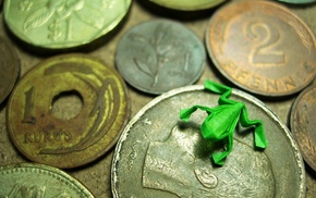 coins, origami, frog
