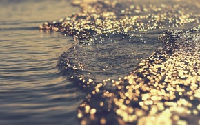 water, bokeh